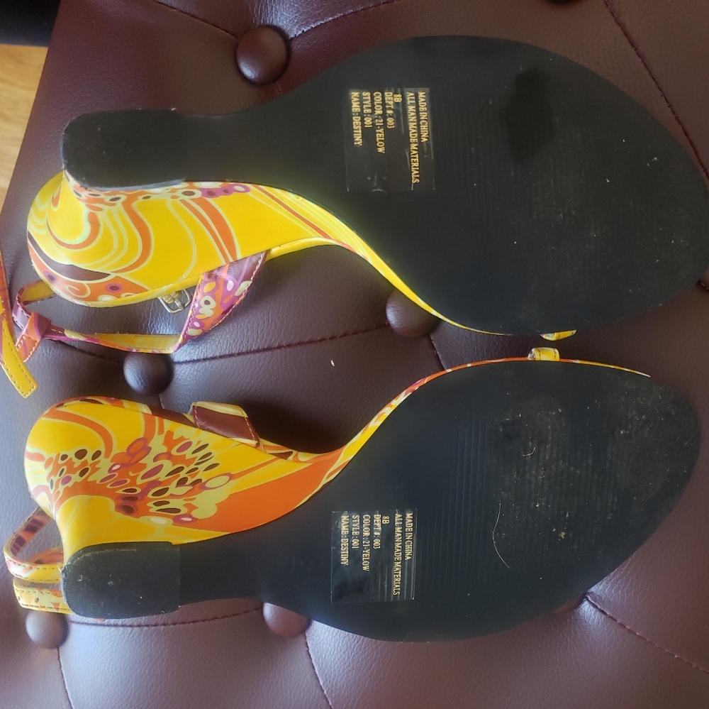 Vibrant sandals